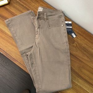 Lola Jeans - High Rise Straight Leg Size 29